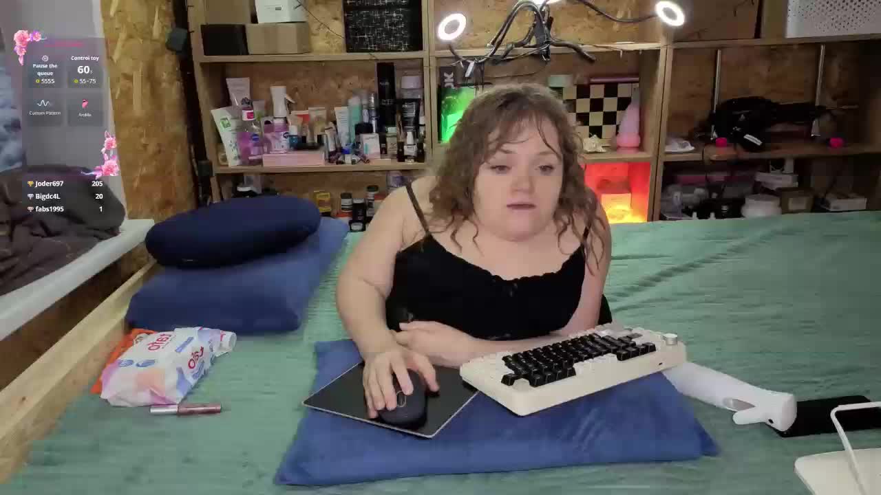 MiniNatali Adult Chat December 25, 2025