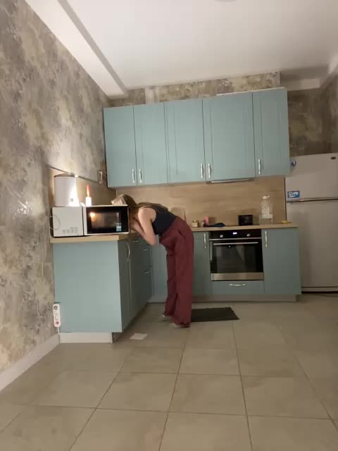 _I_123 Adult Chat December 25, 2025