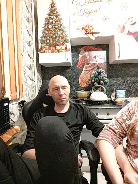 Innokentiy449 Adult Chat December 25, 2025