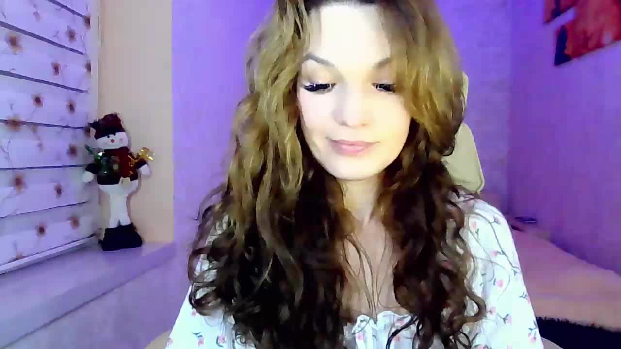 smilesss Adult Chat December 25, 2025