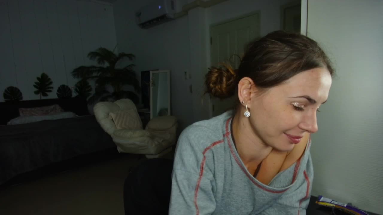 Flexy-Cat Adult Chat December 25, 2025