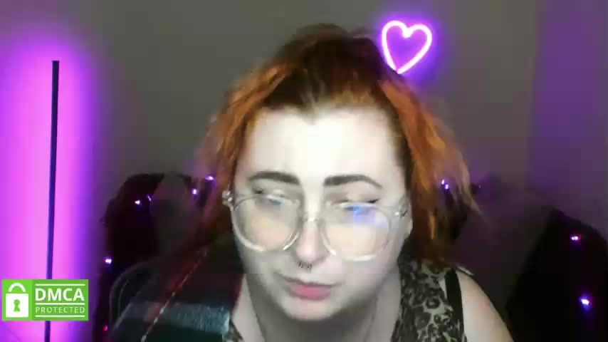 Aliciaredluv Adult Chat December 25, 2025