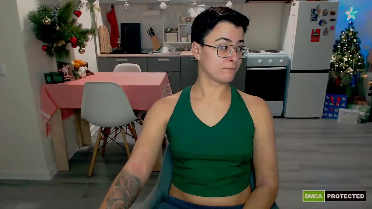 Sashanotfound Adult Chat December 25, 2025