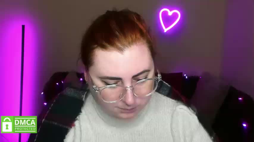 Aliciaredluv Adult Chat December 25, 2025