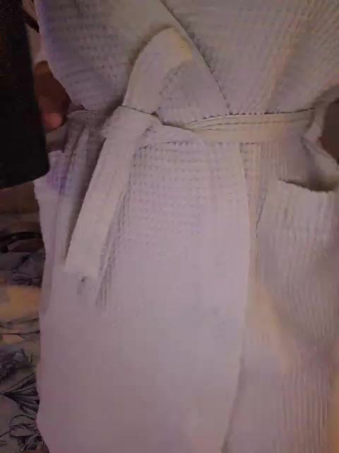 Alex80-201 Adult Chat December 25, 2025