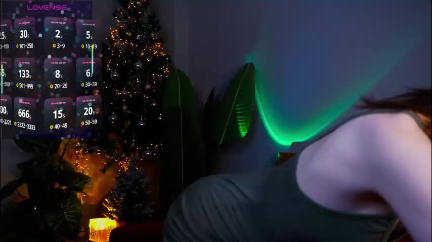 jennyfer_me Adult Chat December 25, 2025