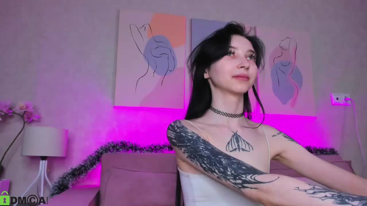 Ellen-Hops Adult Chat December 25, 2025