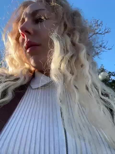 JJane- Adult Chat December 25, 2025