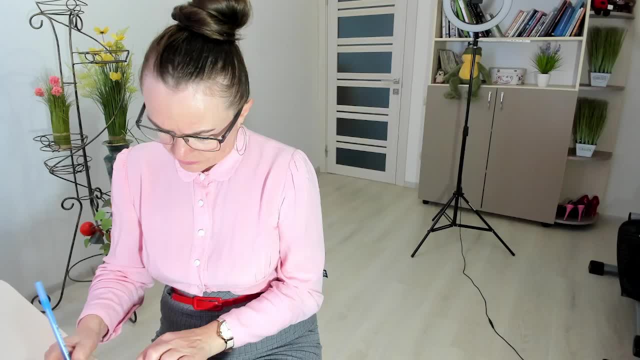 -Michelle- Adult Chat December 25, 2025