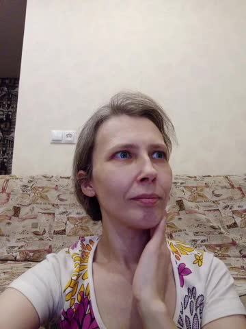 -Queen-Margo- Adult Chat December 25, 2025