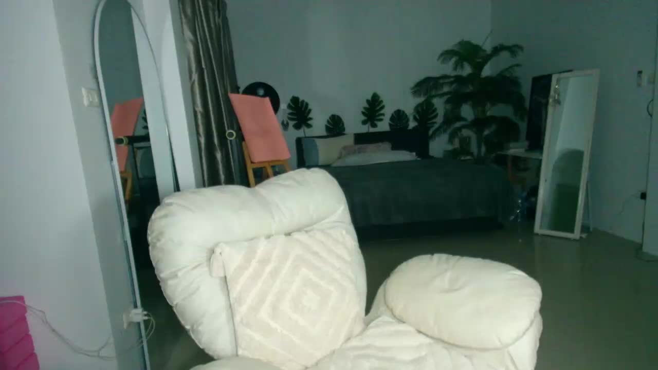 Flexy-Cat Adult Chat December 27, 2025