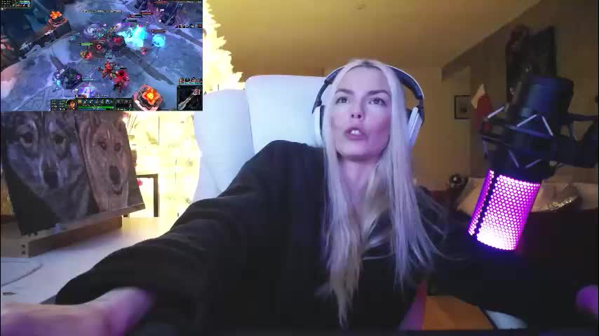 tinykylie Adult Chat December 27, 2025