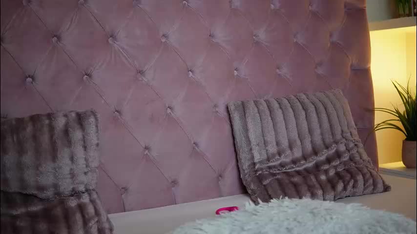 maiamini Adult Chat December 27, 2025