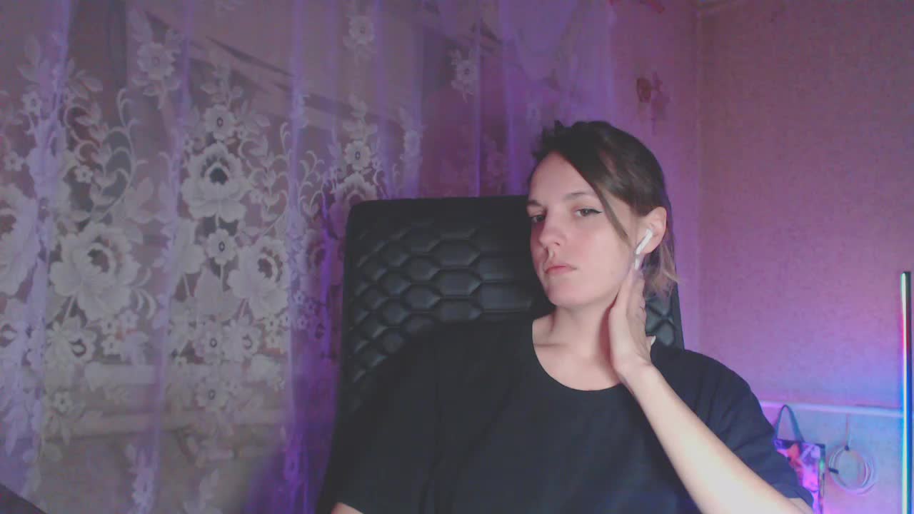 Babymuro4ka Adult Chat December 27, 2025