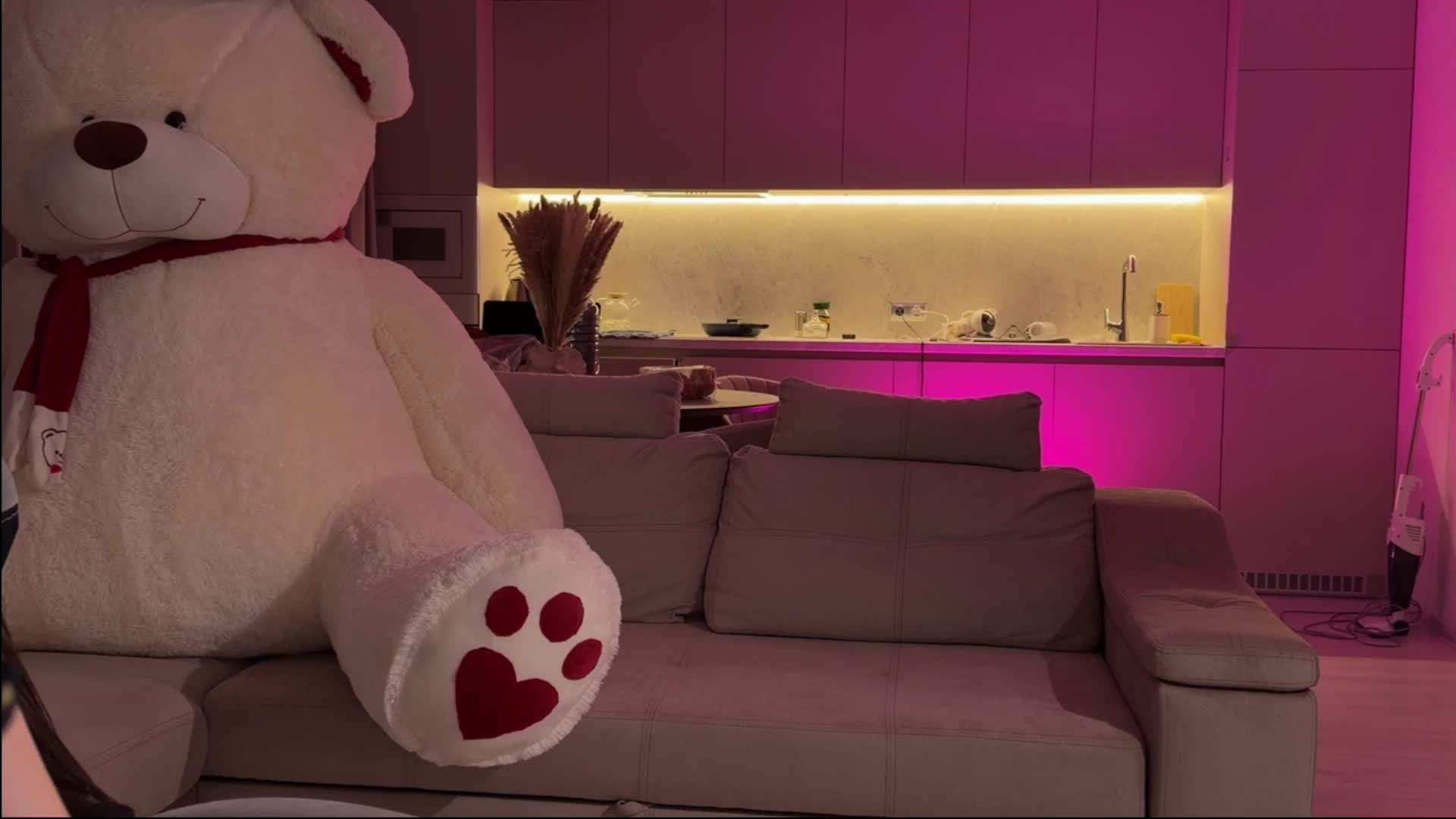 Sofi-Mi Adult Chat December 27, 2025