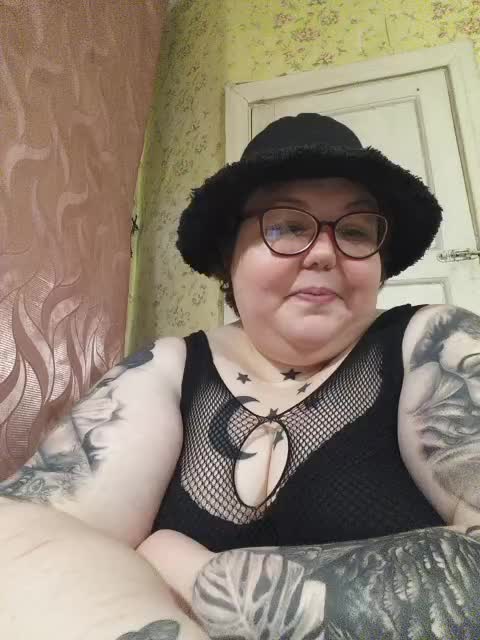 Svetlanka86 Adult Chat December 27, 2025