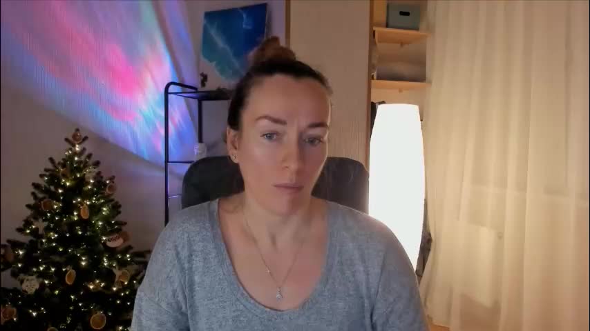 save_the_qween Adult Chat December 27, 2025