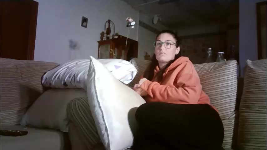 lolahueso Adult Chat December 28, 2025