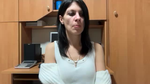 injaathome Adult Chat December 28, 2025