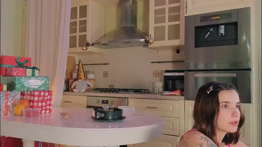 bella_alita Adult Chat December 28, 2025