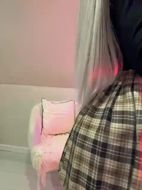 PauLiiine Adult Chat December 27, 2025