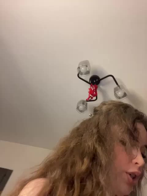 YourLadyyy Adult Chat December 28, 2025