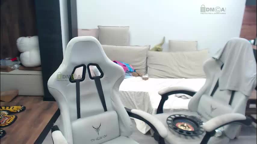 sunny1girl Adult Chat December 28, 2025