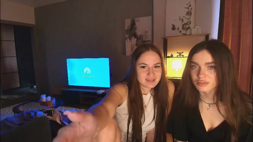 caressyourself Adult Chat December 28, 2025