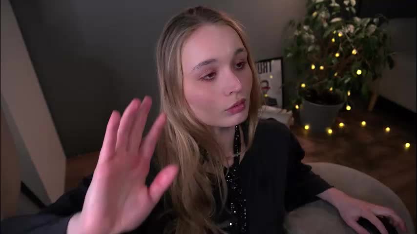 lisa_schiele Adult Chat December 28, 2025