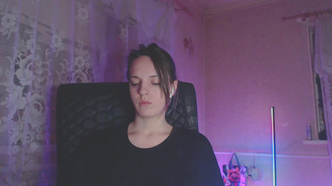 Babymuro4ka Adult Chat December 28, 2025