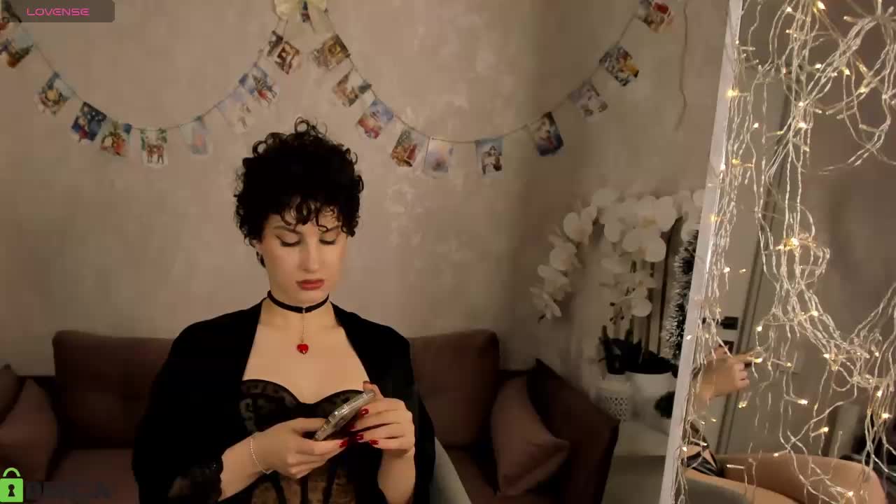 AdelinePerle Adult Chat December 28, 2025