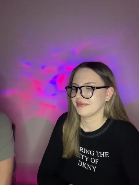 Cris_Mi Adult Chat December 28, 2025