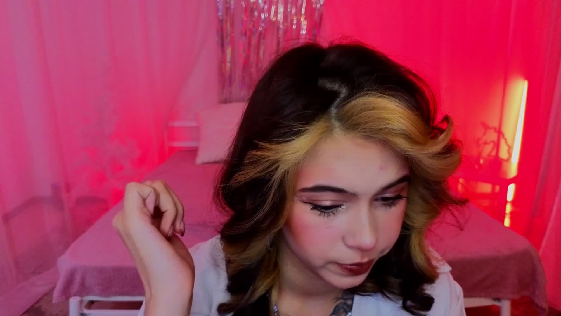 CoralineJones Adult Chat December 28, 2025