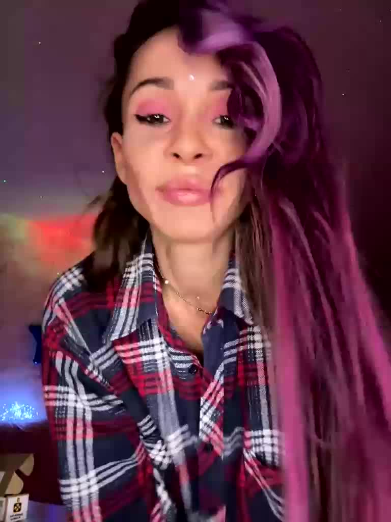 VIP17CoupleDream Adult Chat December 28, 2025