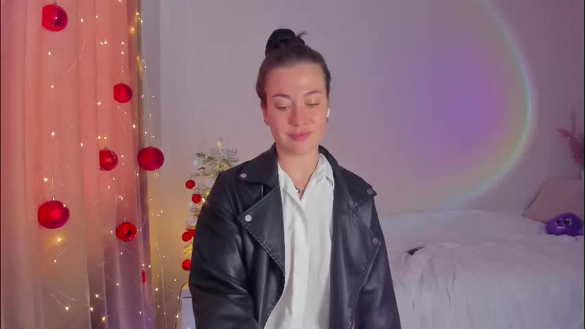 miakhalllirae Adult Chat December 28, 2025