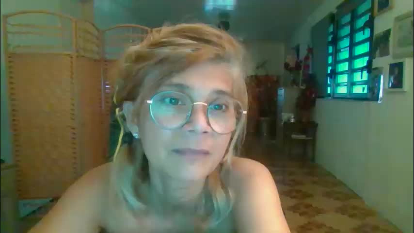 francelune Adult Chat December 28, 2025