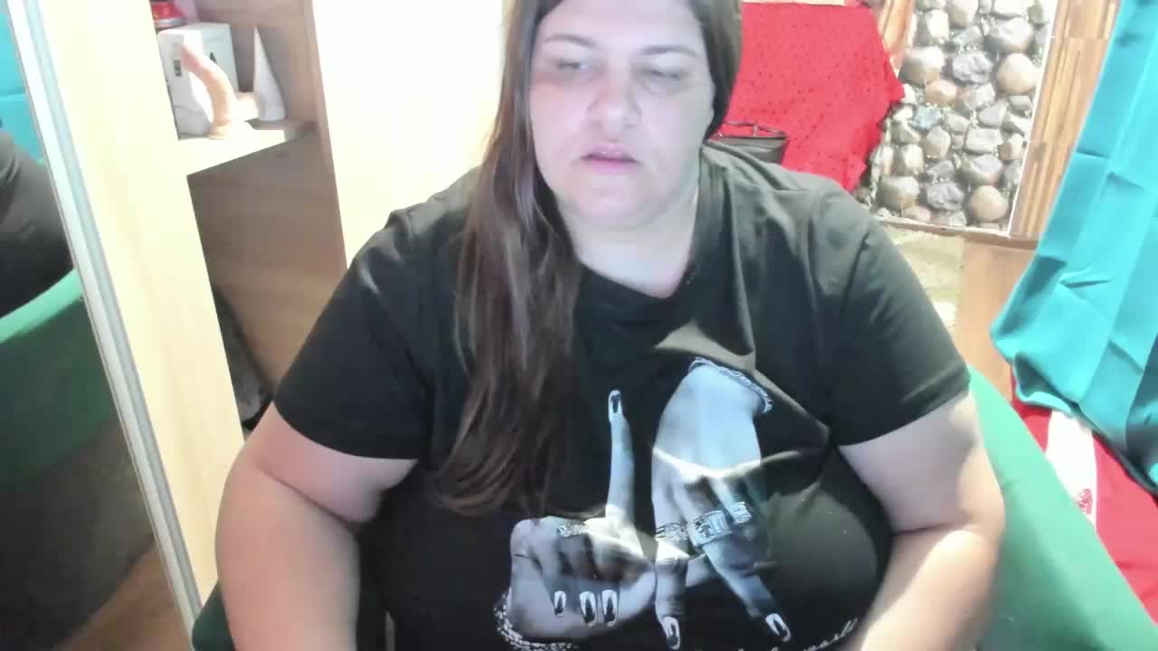 Ionysexylips69 Adult Chat December 28, 2025