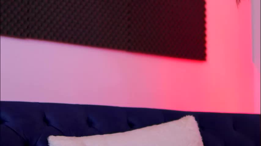 ellieredd Adult Chat December 28, 2025