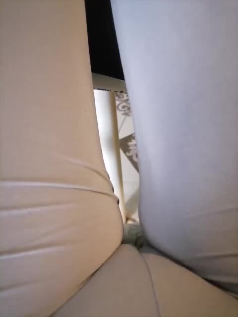 -Tiffany- Adult Chat December 28, 2025