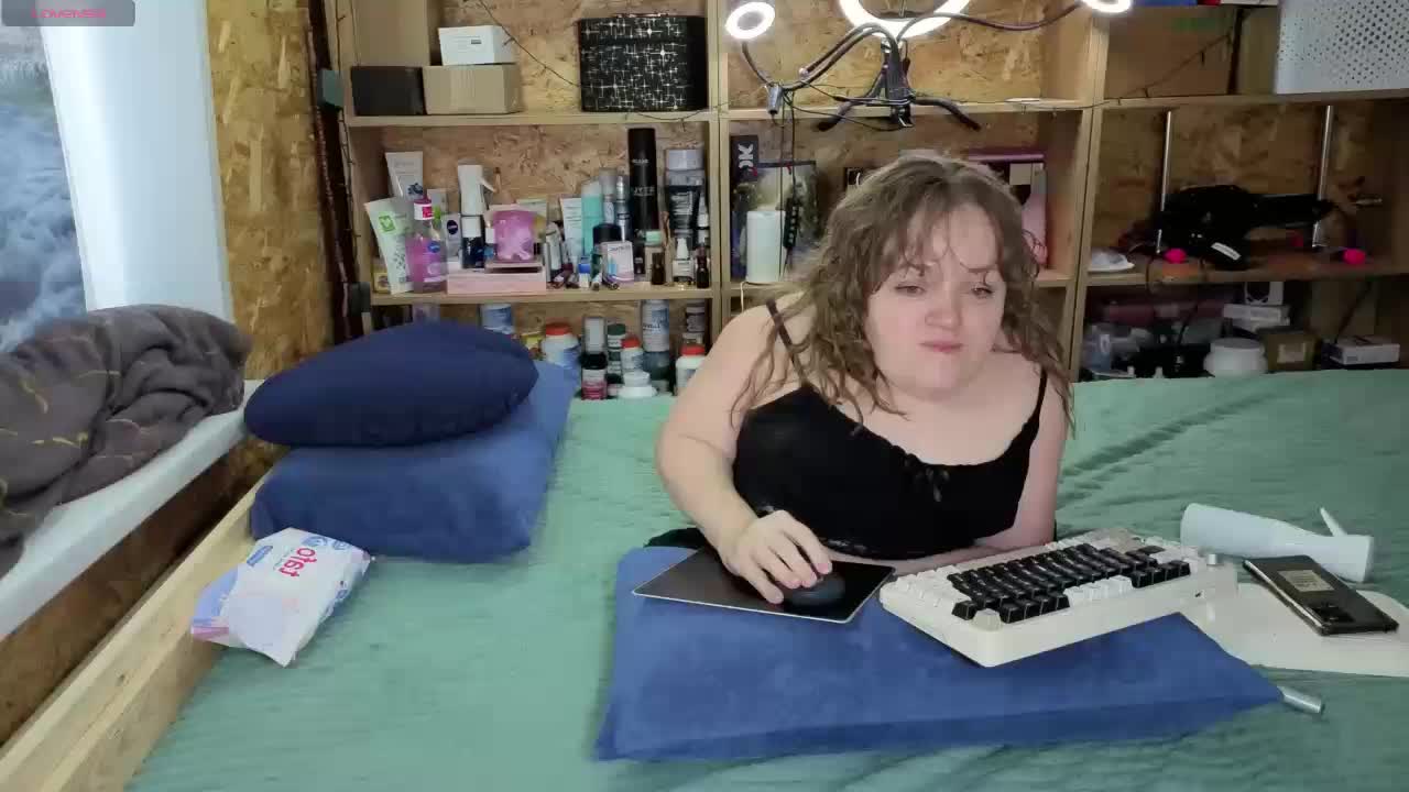 MiniNatali Adult Chat December 28, 2025