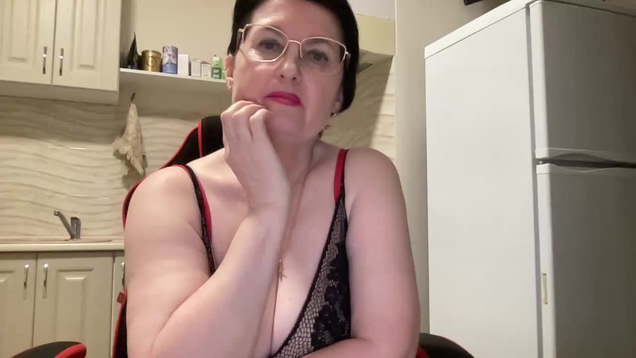 HotMilfPussy Adult Chat December 29, 2025