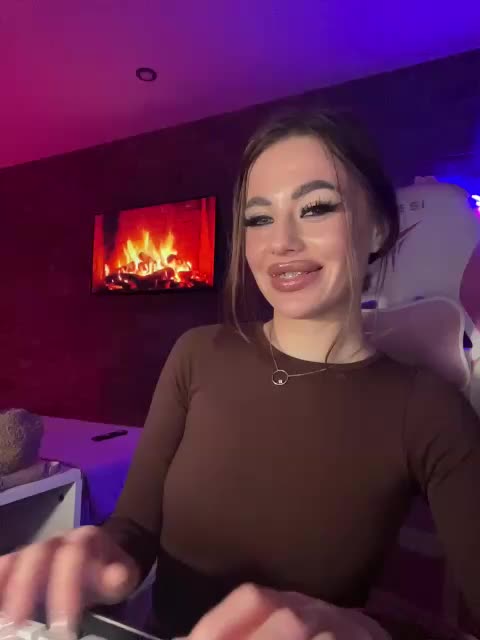 HotGirlEva Adult Chat December 29, 2025