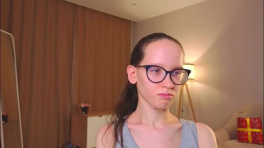 lynettebails Adult Chat December 29, 2025