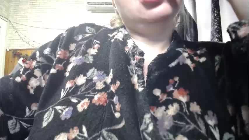 xxxnewlywedsxxx Adult Chat December 29, 2025