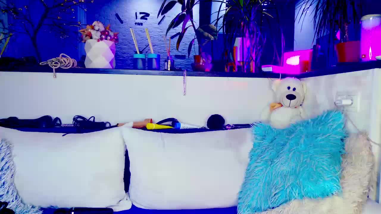 _JuliaSpace_ Adult Chat December 29, 2025