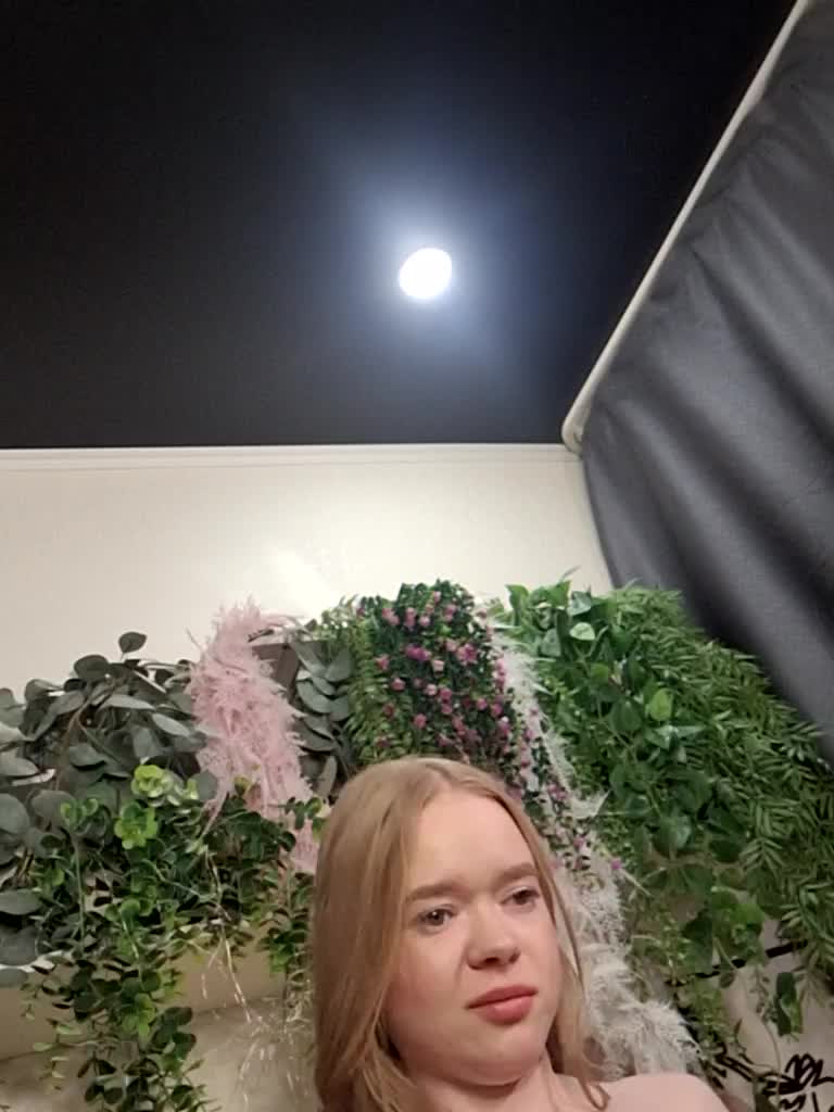 -scyrim- Adult Chat December 29, 2025