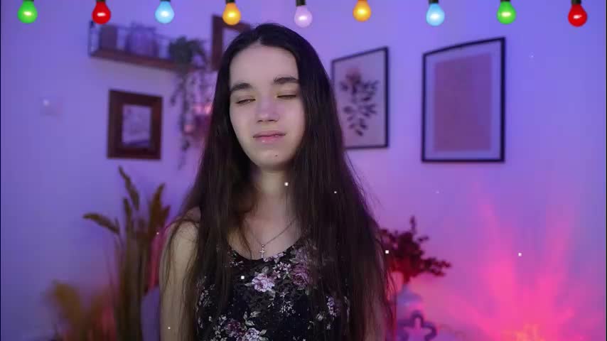 gia_paige18 Adult Chat December 29, 2025