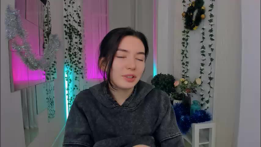 julietaromaniss Adult Chat December 29, 2025