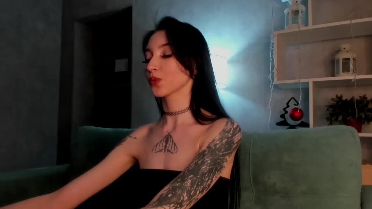 Ellen-Hops Adult Chat December 29, 2025