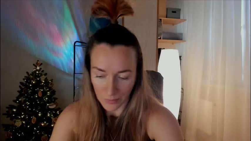 save_the_qween Adult Chat December 29, 2025